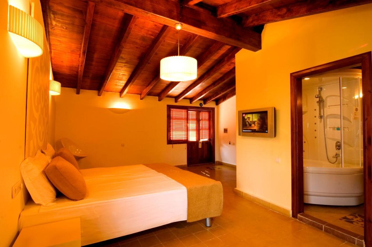 Alp Pasa Hotel - Special Class Antalia Esterno foto
